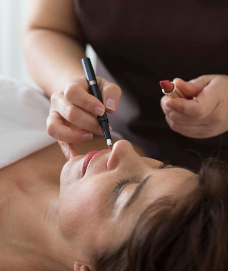 consigue el maquillaje de invitada perfecto